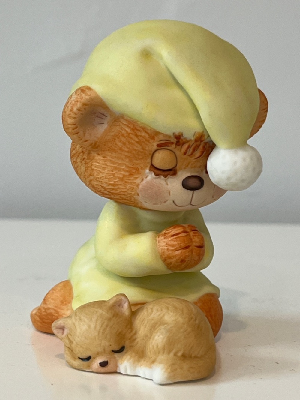 Enesco Ceramic sleepytime Bear w/ kitten. 1985